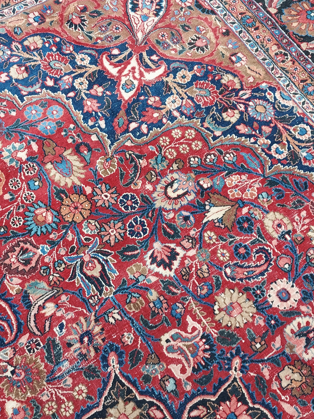 Antique Persian Amoghli Mashad