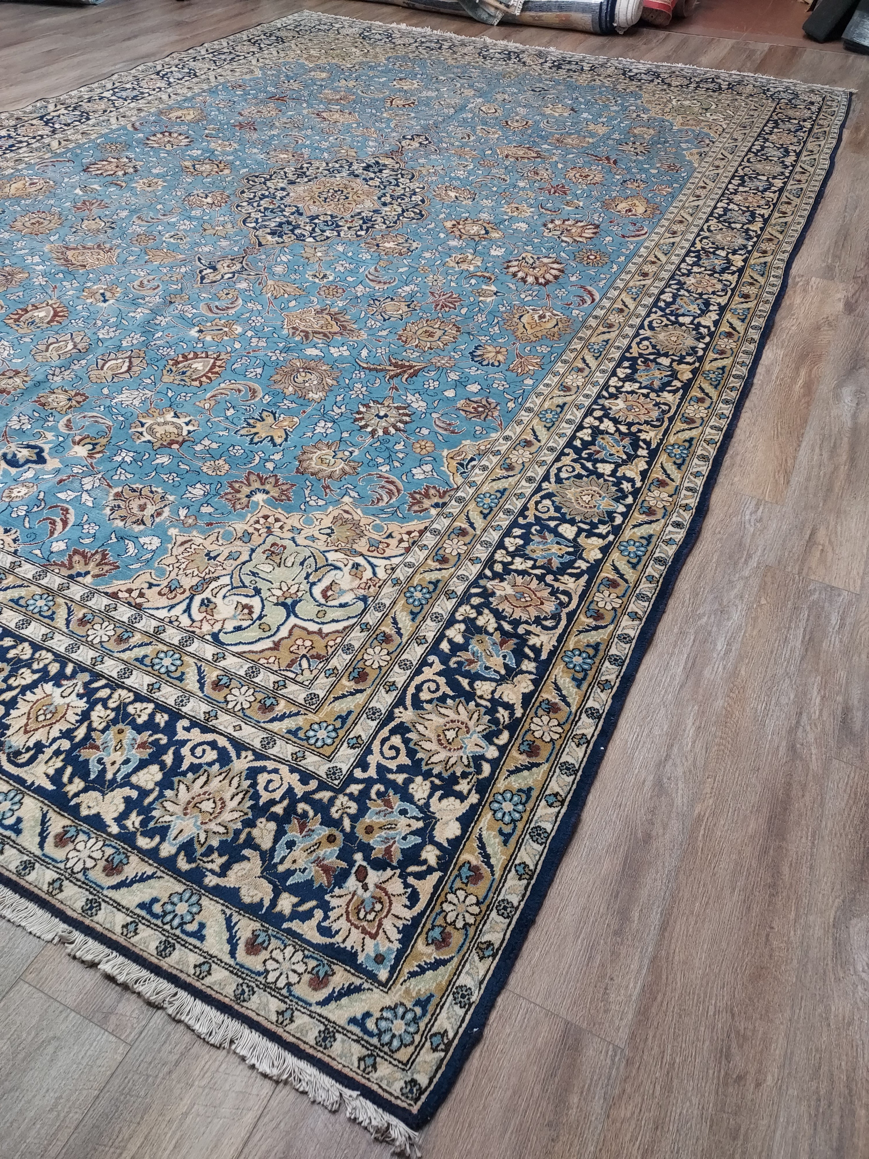 Light Blue Persian Style Floral Medallion Rug