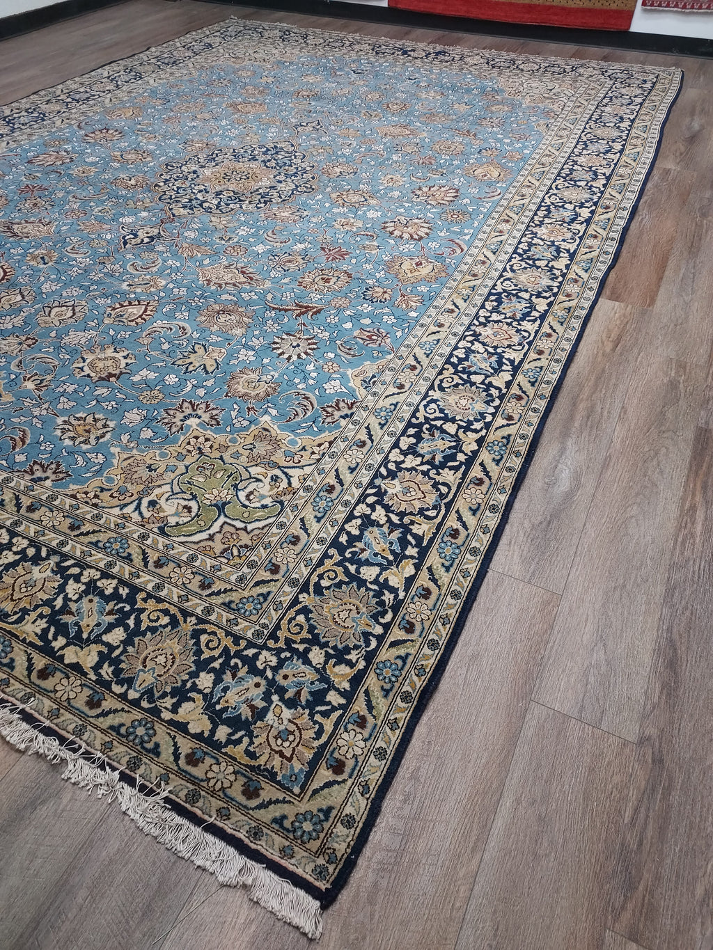 Light Blue Persian Style Floral Medallion Rug